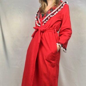 Vintage Kingly Robe Red Green Plaid Detail Size M 12-14 Christmas